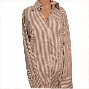 Express Design Studio V Neck White with Navy Blue Pin Stripe Blouse Size Medium
